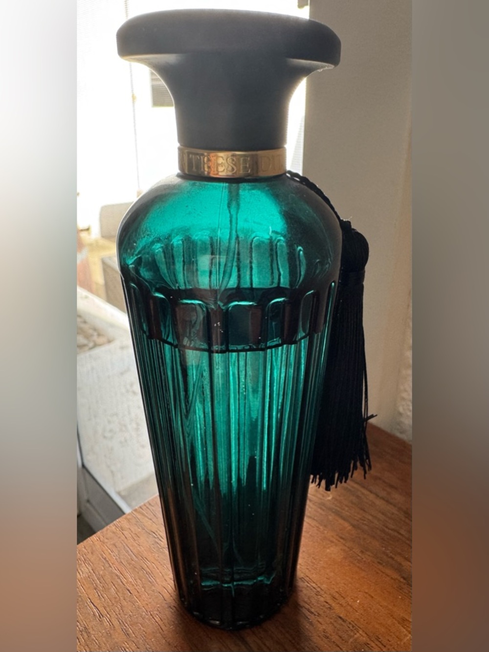 Dita Von Teese Victresse Perfume